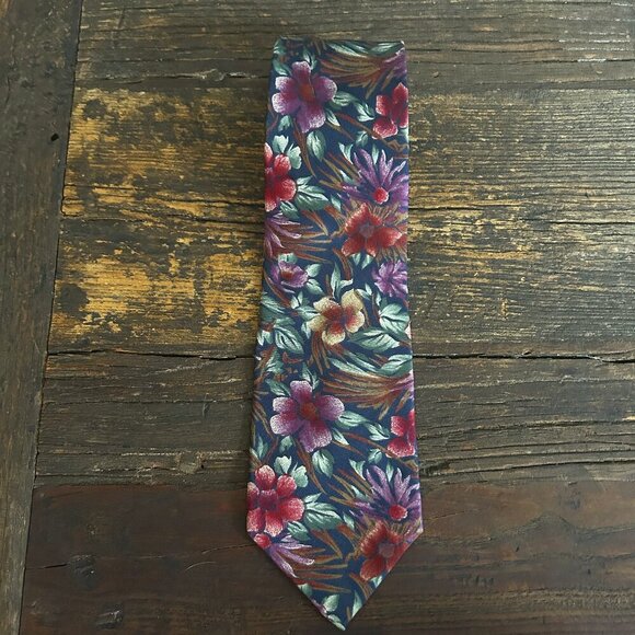 Vtg Christian Dior Silk Necktie Purple Dark Floral Whimsigoth Luxury Designer - Picture 3 of 5